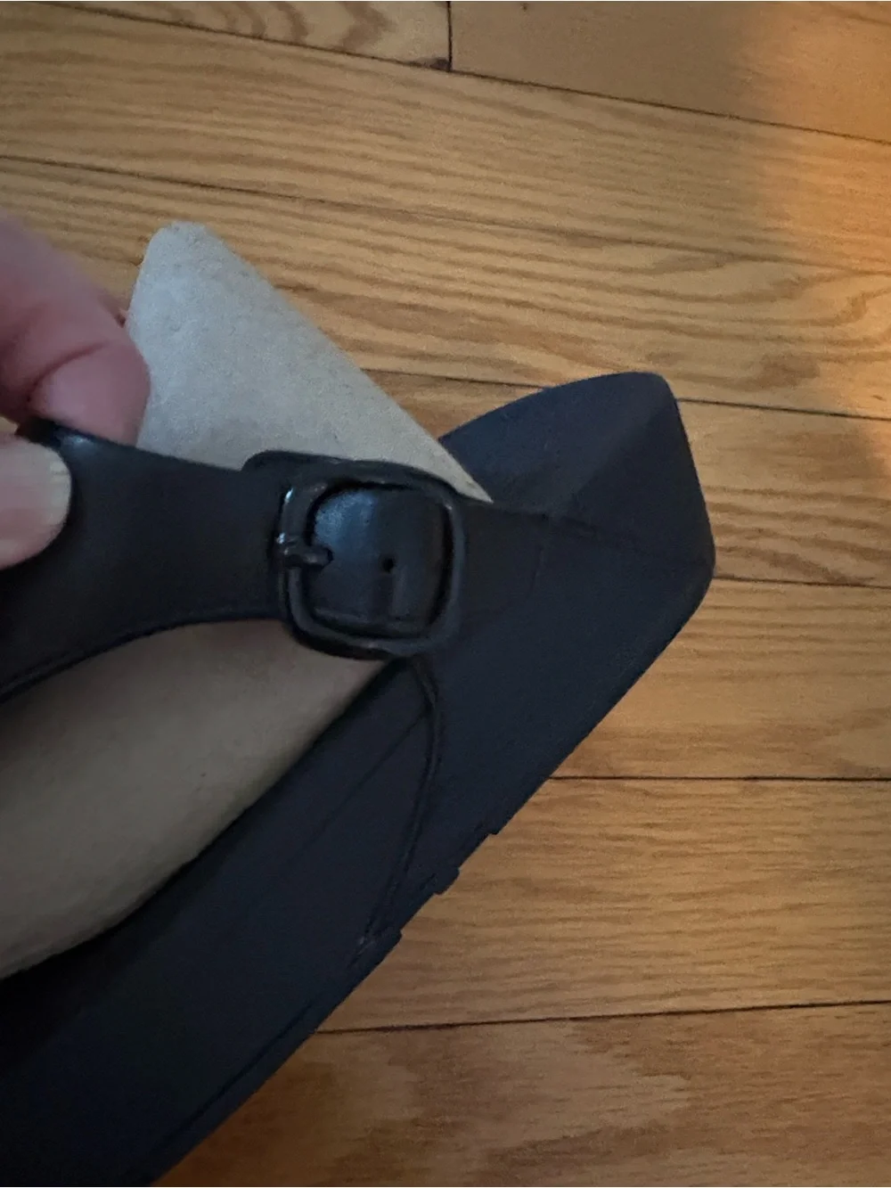 Fitflop Black Leather “Lulu” Toe-Post Sandals